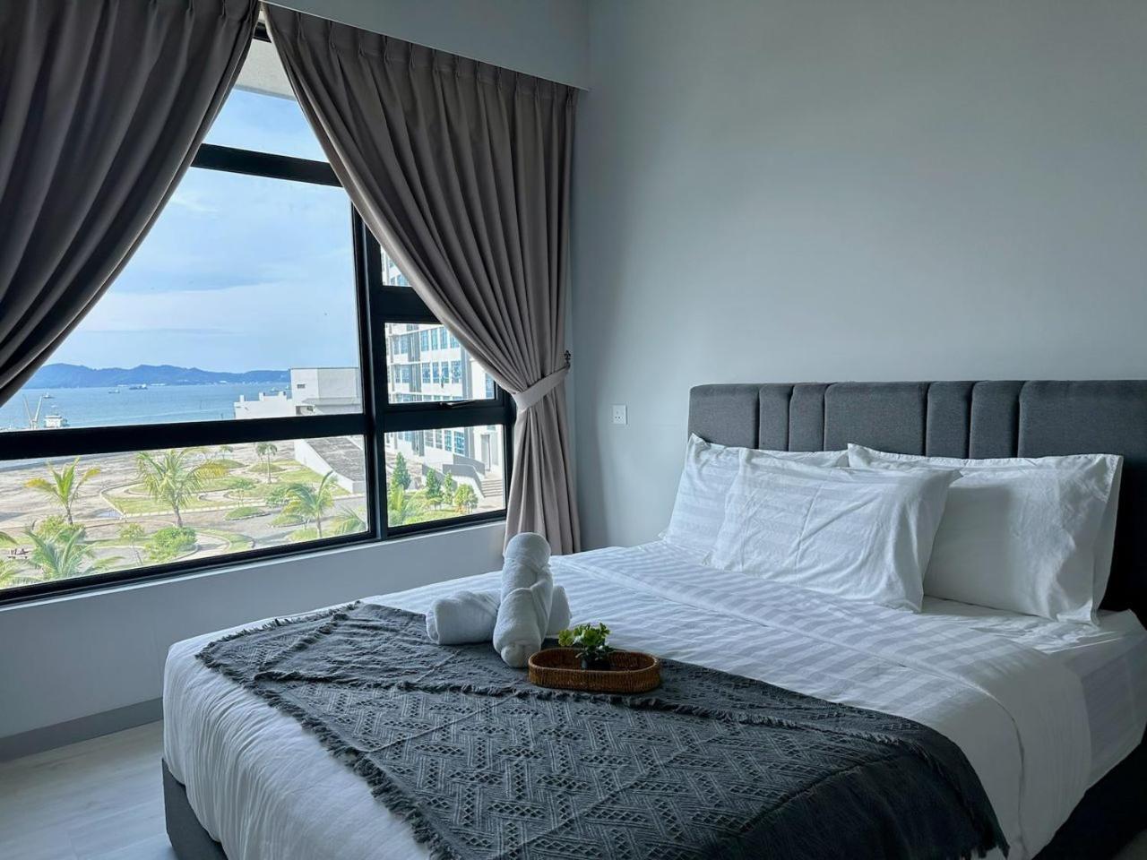 Jesselton Quay Sea & Pool View For 6 Pax Διαμέρισμα Κότα Κιναμπαλού Εξωτερικό φωτογραφία